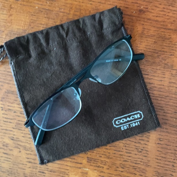 Small Coach Pouch - Picture 5 of 5